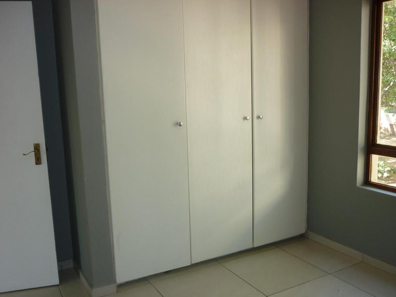 To Let 2 Bedroom Property for Rent in Fourways Gauteng