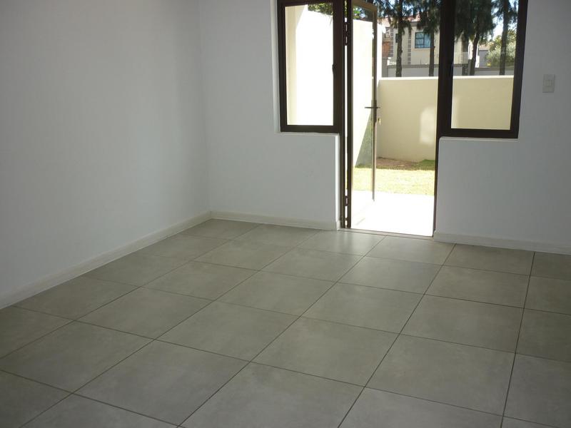 2 Bedroom Property for Sale in Broadacres Gauteng