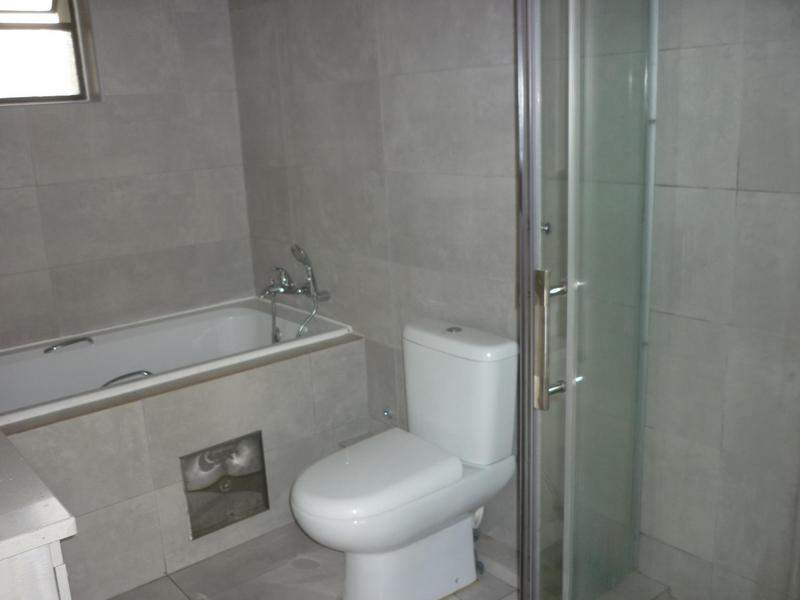 2 Bedroom Property for Sale in Broadacres Gauteng
