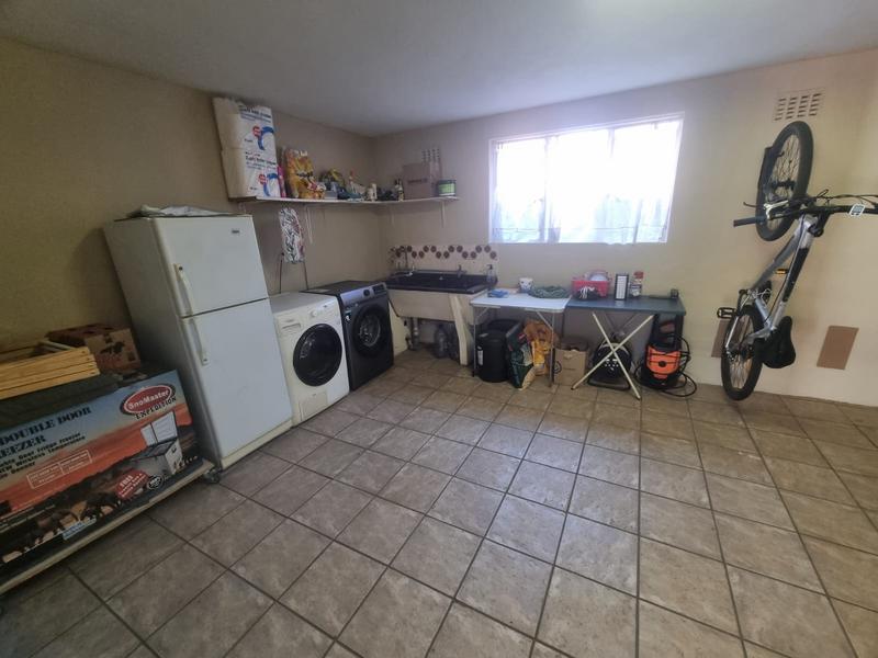 3 Bedroom Property for Sale in Brackenhurst Gauteng