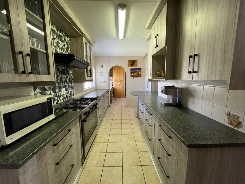 3 Bedroom Property for Sale in Whiteridge Gauteng