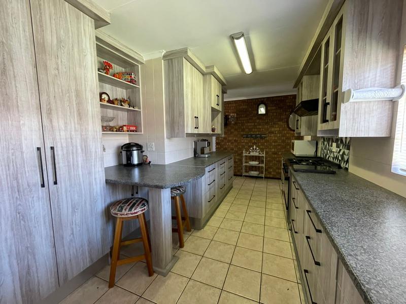 3 Bedroom Property for Sale in Whiteridge Gauteng