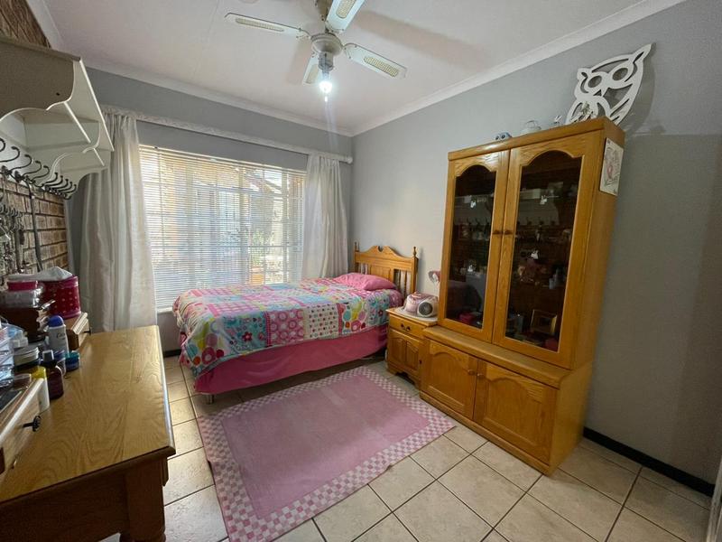 3 Bedroom Property for Sale in Whiteridge Gauteng