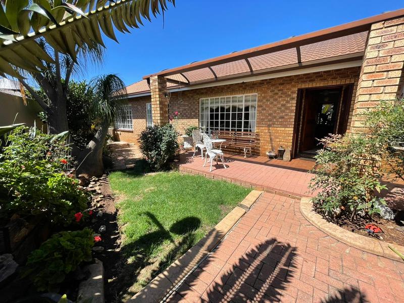 3 Bedroom Property for Sale in Whiteridge Gauteng