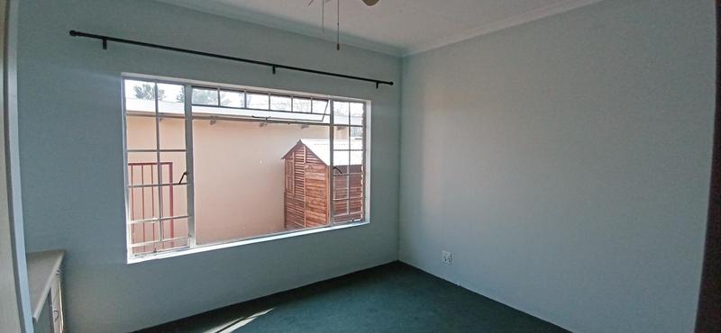 To Let 5 Bedroom Property for Rent in Rietondale Gauteng