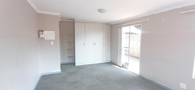 To Let 5 Bedroom Property for Rent in Rietondale Gauteng