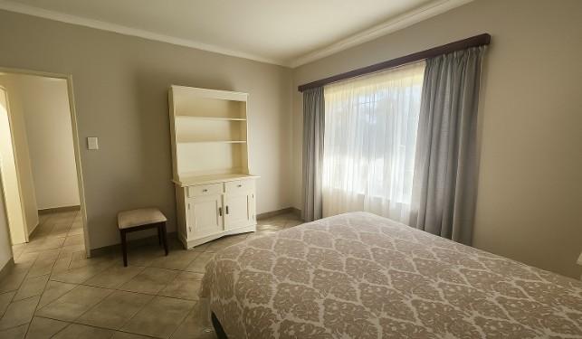 5 Bedroom Property for Sale in Wierda Park Gauteng