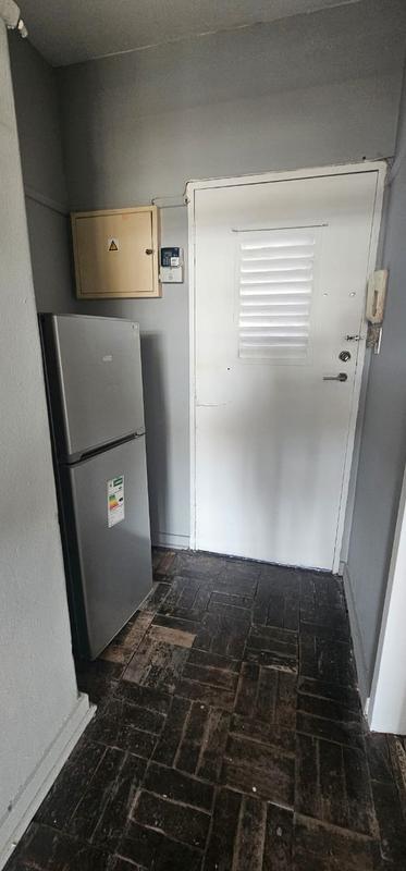 To Let 1 Bedroom Property for Rent in Parktown Gauteng