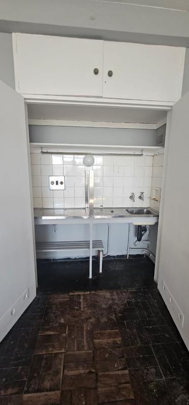 To Let 1 Bedroom Property for Rent in Parktown Gauteng