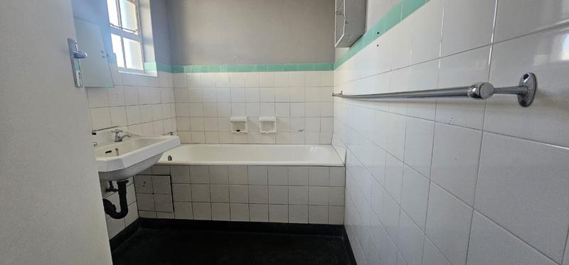 To Let 1 Bedroom Property for Rent in Parktown Gauteng