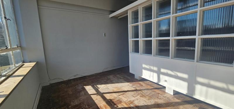 To Let 1 Bedroom Property for Rent in Parktown Gauteng