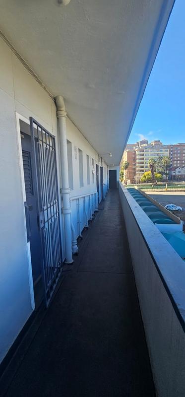 To Let 1 Bedroom Property for Rent in Parktown Gauteng
