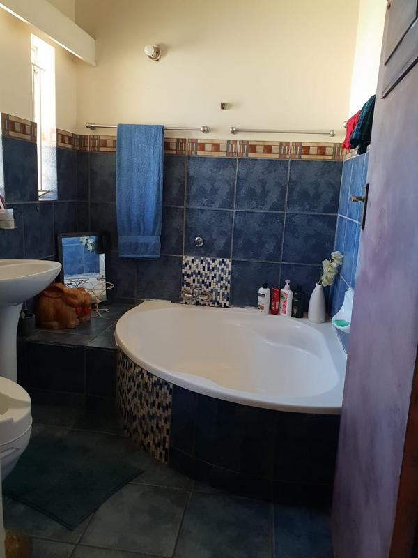 3 Bedroom Property for Sale in Horison View Gauteng
