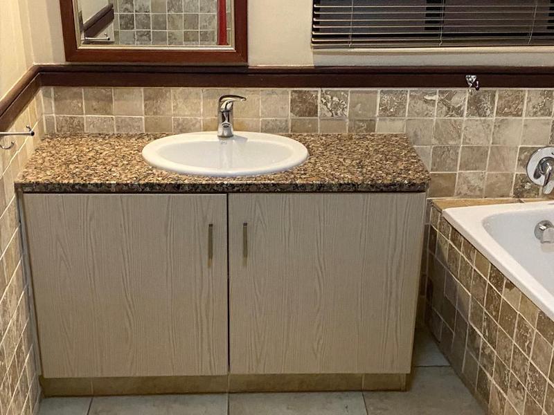 1 Bedroom Property for Sale in Newlands Gauteng