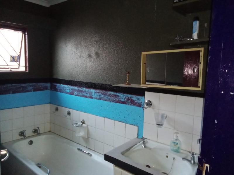 2 Bedroom Property for Sale in Hospital View Gauteng
