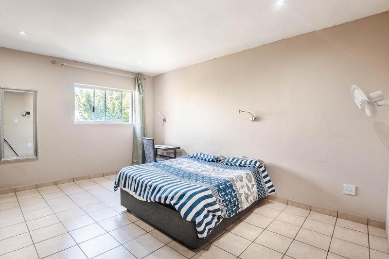 To Let 1 Bedroom Property for Rent in Edenvale Gauteng