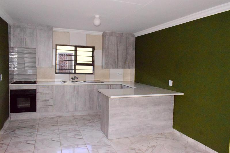 4 Bedroom Property for Sale in Naledi Gauteng