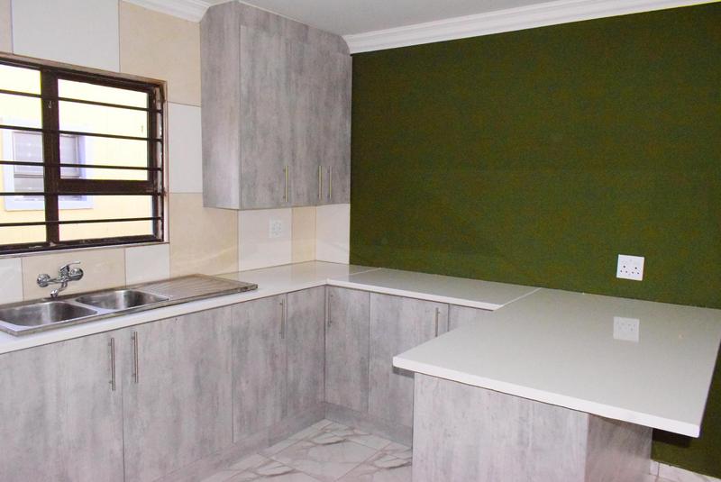 4 Bedroom Property for Sale in Naledi Gauteng