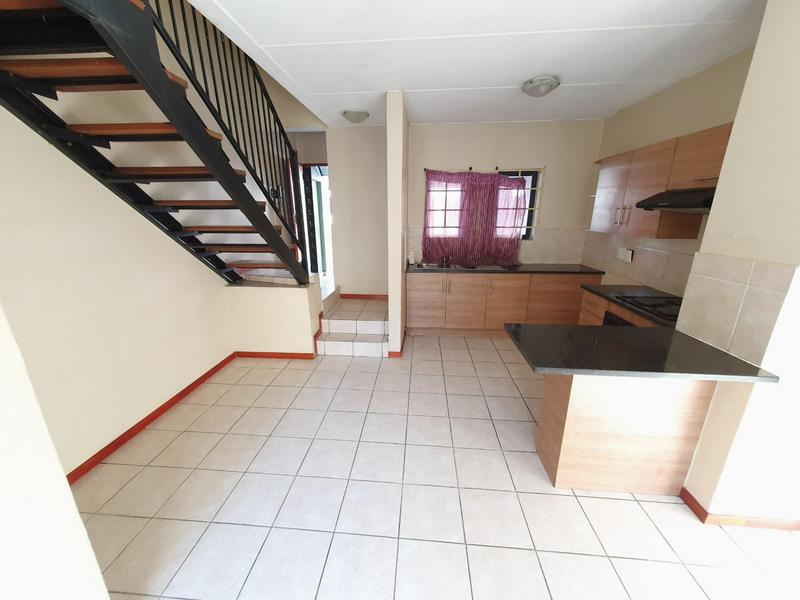 2 Bedroom Property for Sale in Pretoria North Gauteng