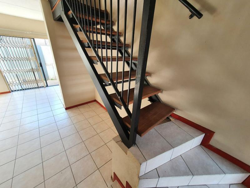 2 Bedroom Property for Sale in Pretoria North Gauteng