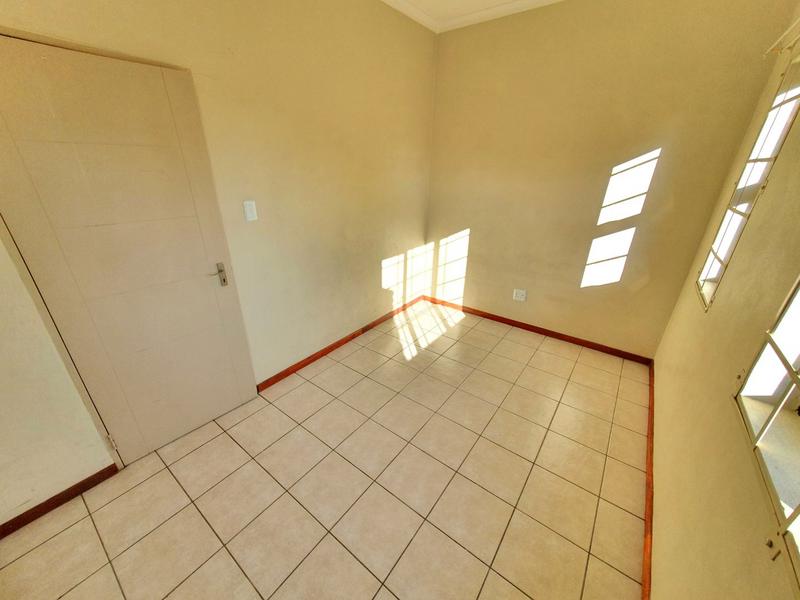 2 Bedroom Property for Sale in Pretoria North Gauteng