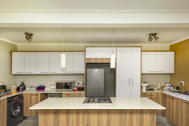 3 Bedroom Property for Sale in Greenstone Hill Gauteng