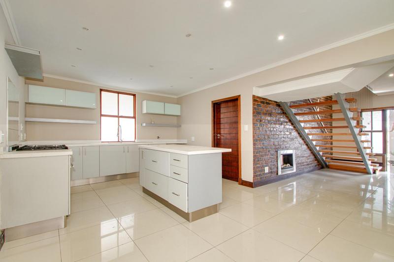 To Let 2 Bedroom Property for Rent in Dainfern Gauteng