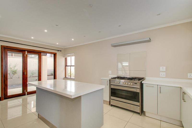 To Let 2 Bedroom Property for Rent in Dainfern Gauteng