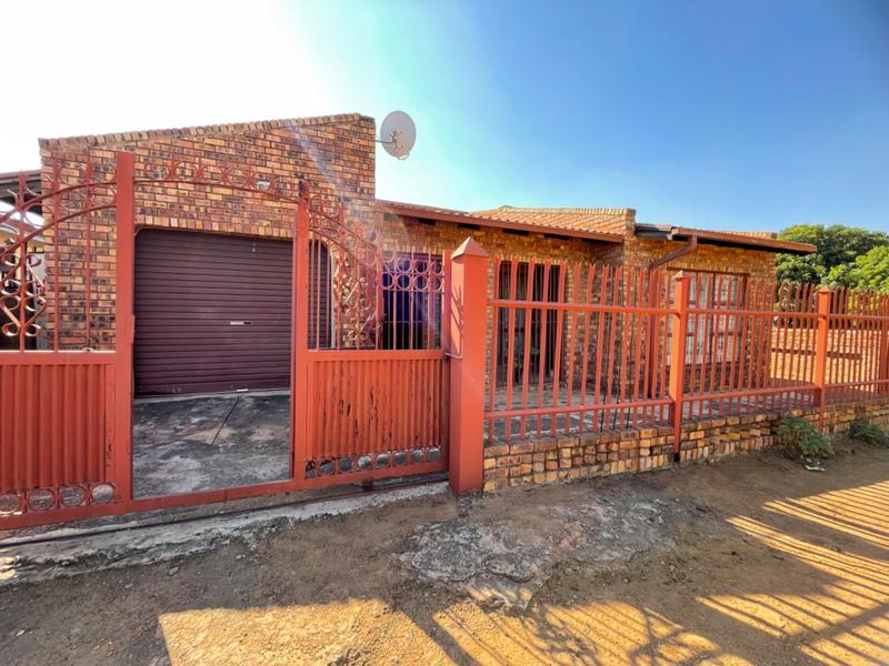 3 Bedroom Property for Sale in Soshanguve Gauteng