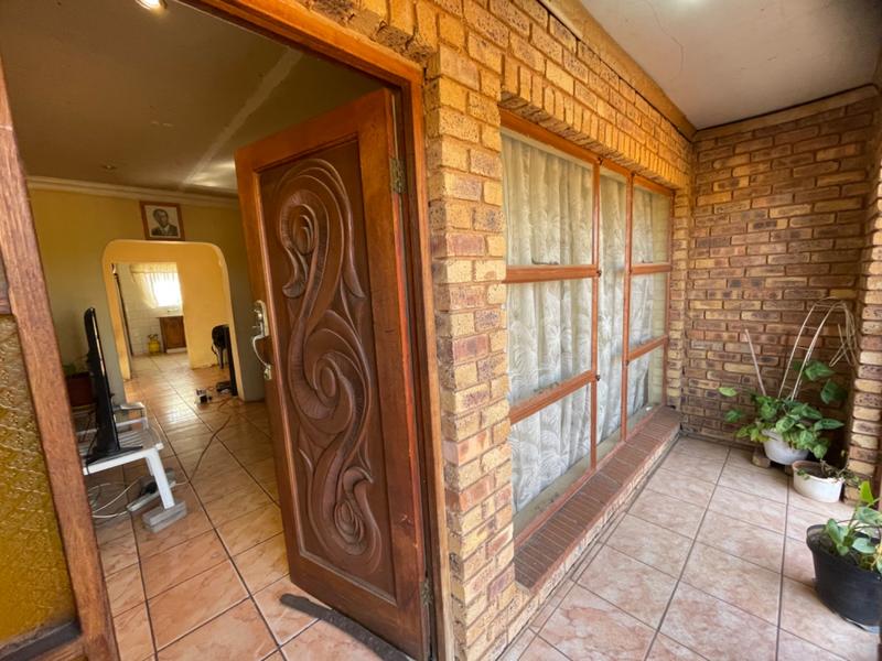 3 Bedroom Property for Sale in Soshanguve Gauteng