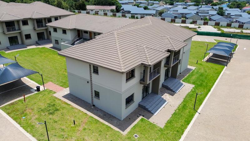 1 Bedroom Property for Sale in Noordwyk Gauteng