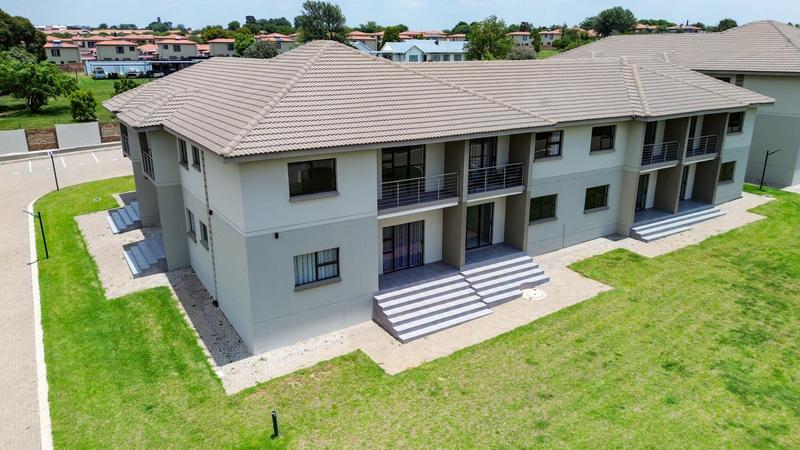 2 Bedroom Property for Sale in Noordwyk Gauteng