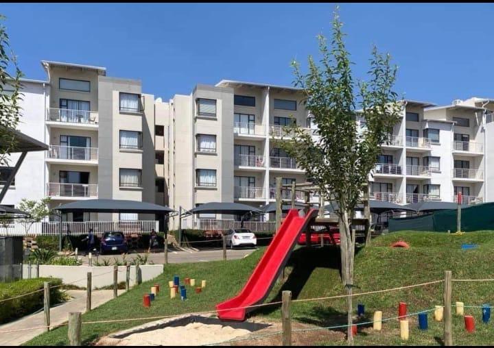 To Let 2 Bedroom Property for Rent in Fourways Gauteng
