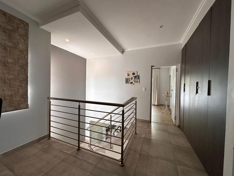 To Let 3 Bedroom Property for Rent in Morningside Gauteng