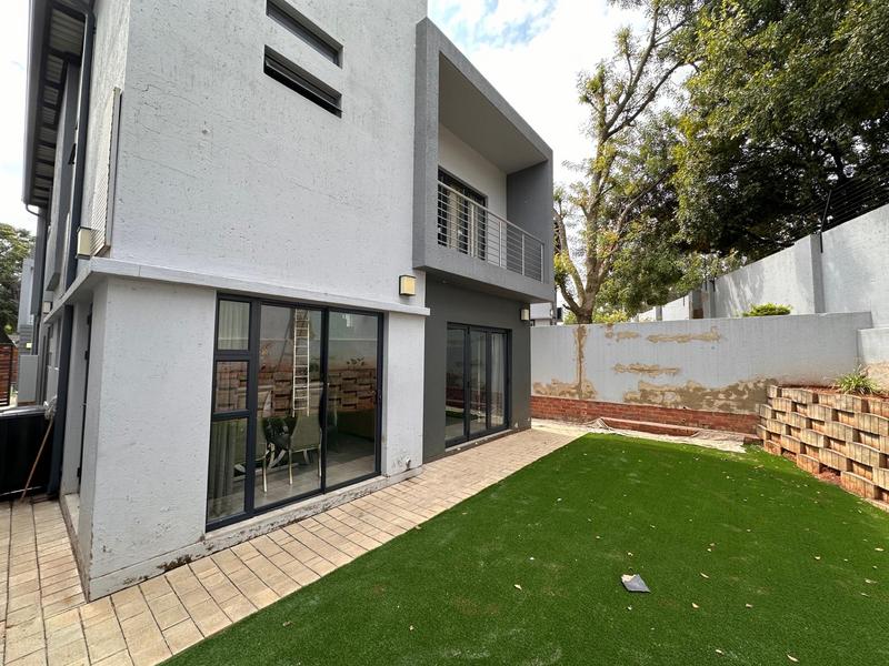 To Let 3 Bedroom Property for Rent in Morningside Gauteng