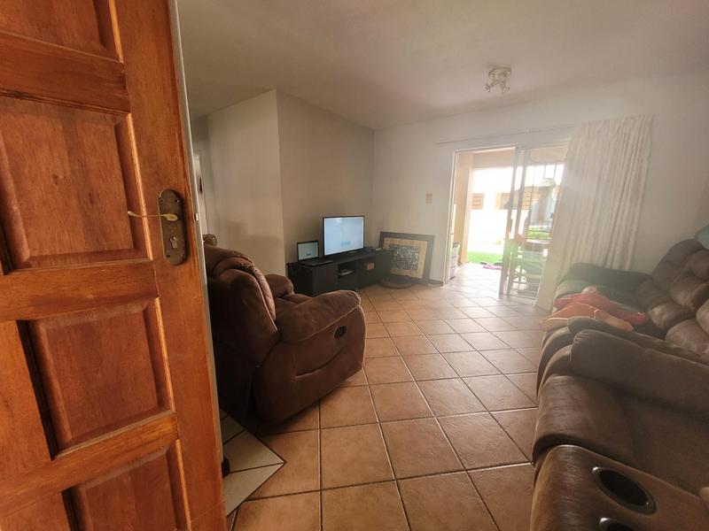 2 Bedroom Property for Sale in Olympus Gauteng