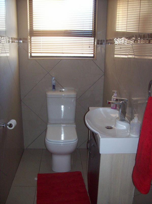 4 Bedroom Property for Sale in Vanderbijlpark SE 8 Gauteng