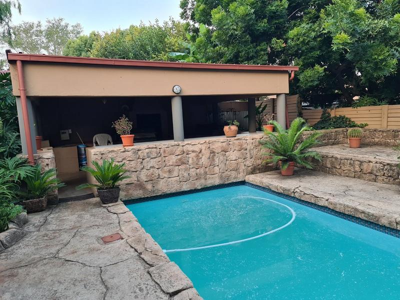 4 Bedroom Property for Sale in Sinoville Gauteng
