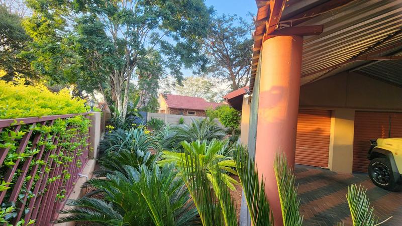 4 Bedroom Property for Sale in Sinoville Gauteng