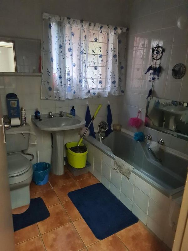 4 Bedroom Property for Sale in Sinoville Gauteng