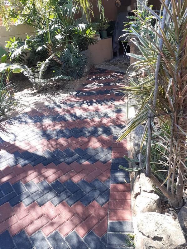 4 Bedroom Property for Sale in Sinoville Gauteng