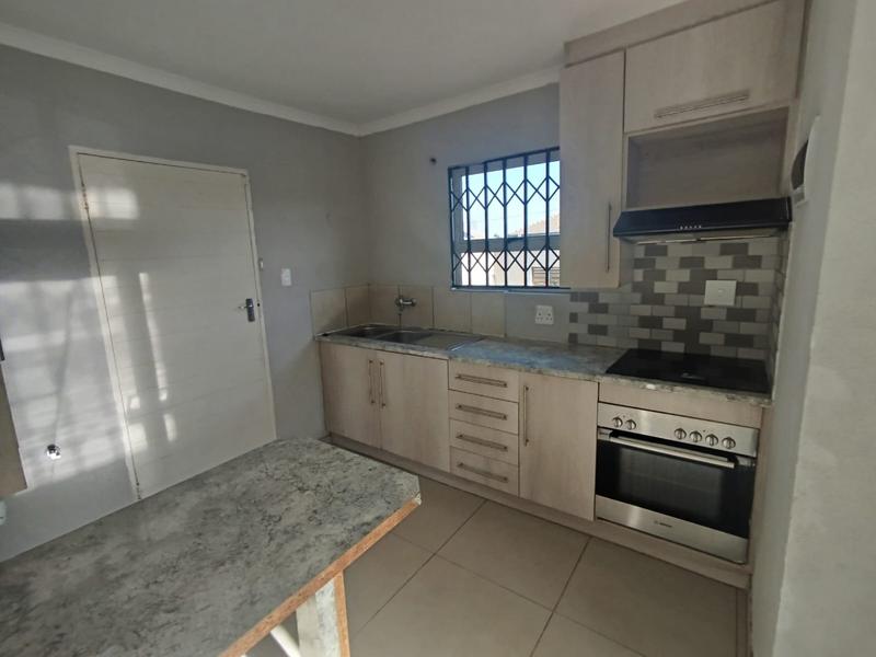 To Let 2 Bedroom Property for Rent in Daveyton Gauteng