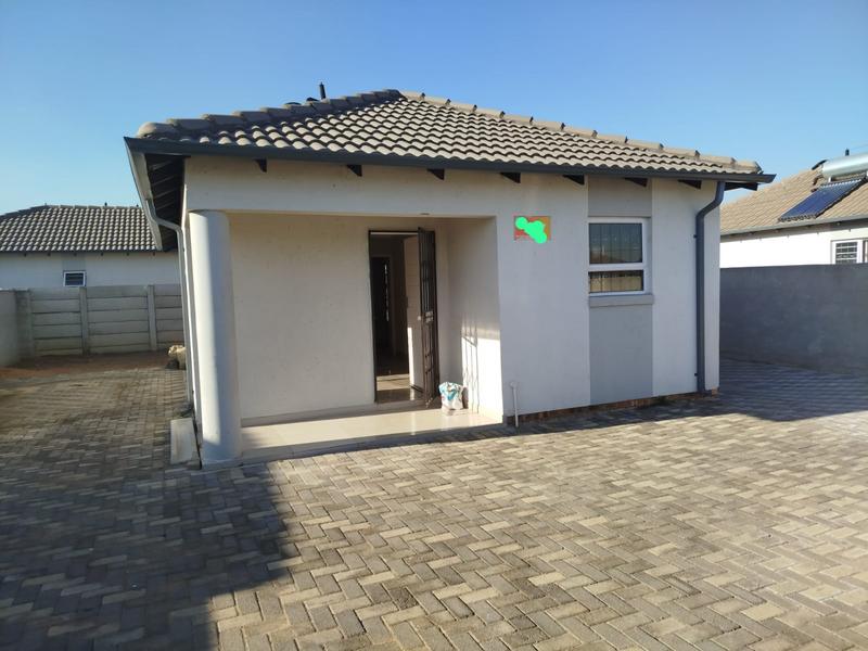 To Let 2 Bedroom Property for Rent in Daveyton Gauteng