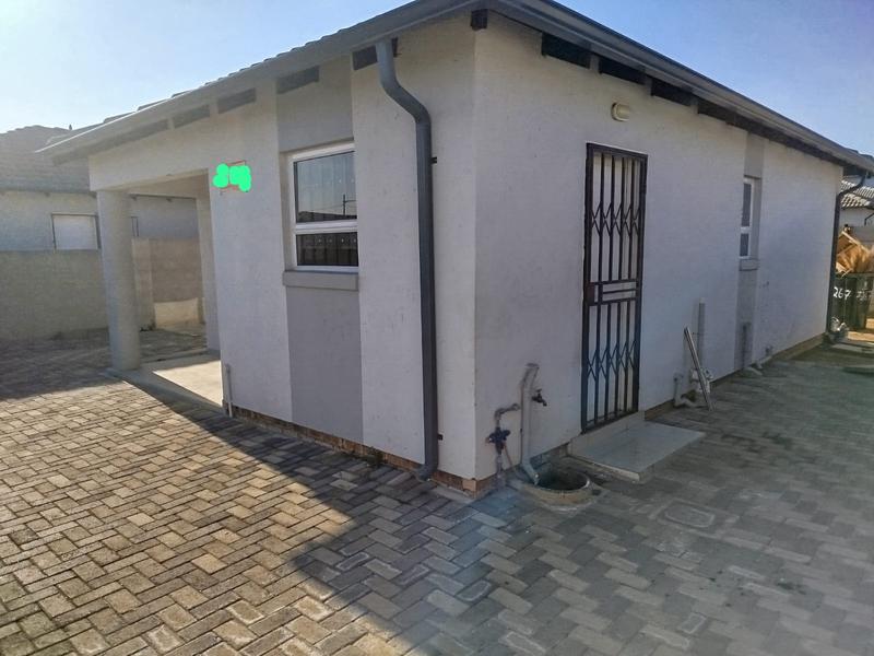 To Let 2 Bedroom Property for Rent in Daveyton Gauteng
