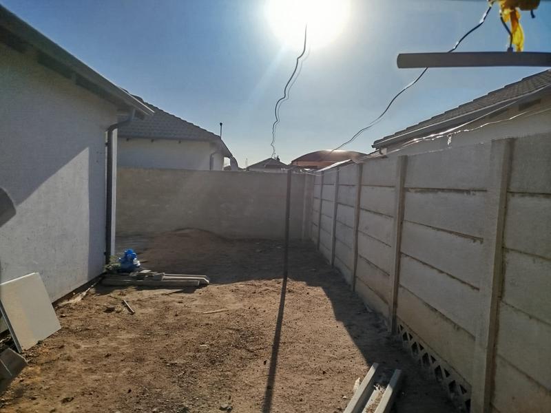 To Let 2 Bedroom Property for Rent in Daveyton Gauteng
