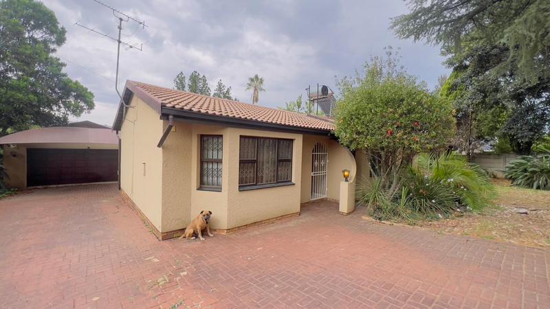 3 Bedroom Property for Sale in Wilgeheuwel Gauteng