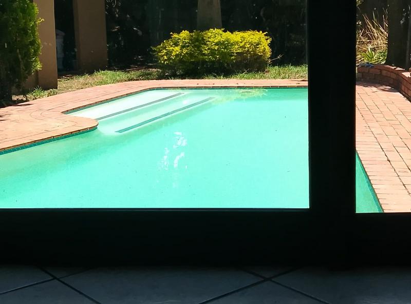3 Bedroom Property for Sale in Wilgeheuwel Gauteng
