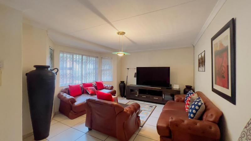 3 Bedroom Property for Sale in Wilgeheuwel Gauteng
