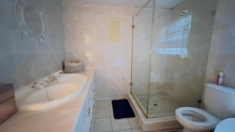 3 Bedroom Property for Sale in Wilgeheuwel Gauteng