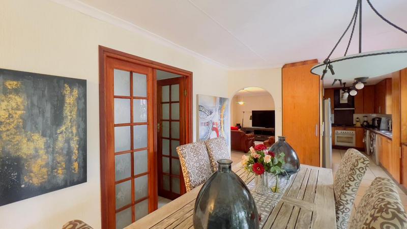 3 Bedroom Property for Sale in Wilgeheuwel Gauteng